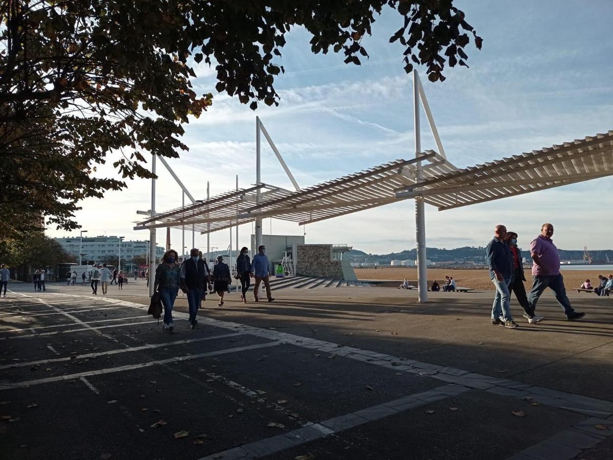 Poniente Beach Gijón Eksteriør billede
