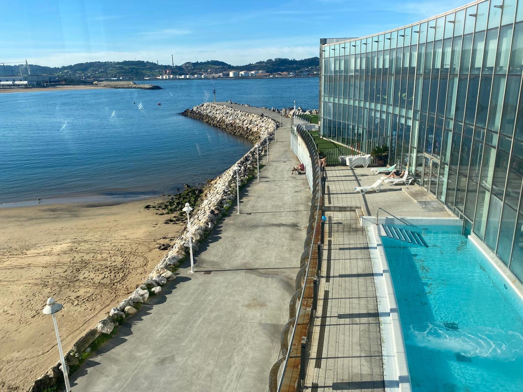 Poniente Beach Gijón Eksteriør billede